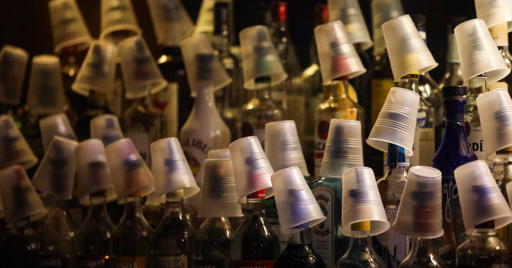 Bir Araştırma, Pandemi Sırasında Alkole Bağlı Ölümün Arttığını Gösteriyor