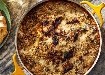 Diğerlerinden Farklı Bir Kremalı, Baharatlı Taban