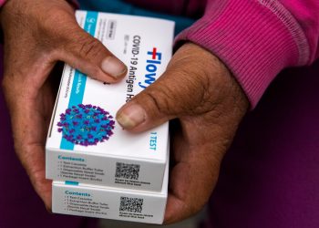 FDA, Covid’e Maruz Olan şık Üç Kadar Evde Test Yapması Gerekebileceğini Söyledi