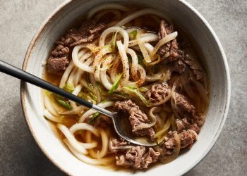 Kenji López-Alt Ailesine Akşam Yemeği İçin Ne Yapar?