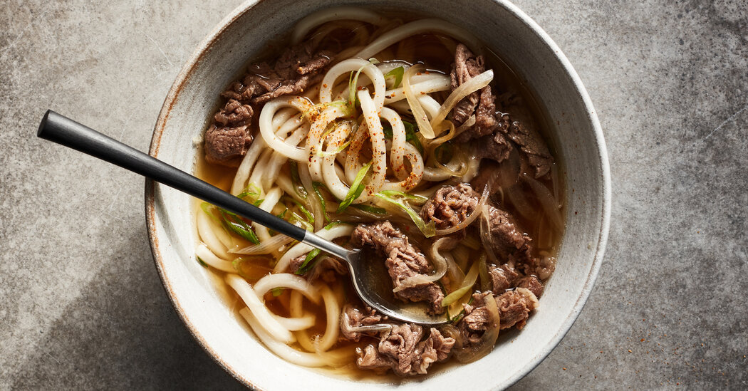 Kenji López-Alt Ailesine Akşam Yemeği İçin Ne Yapar?