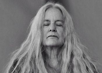 Seks, Ölüm, Sharon Olds Hala Aile Bir Şekilde Samimi