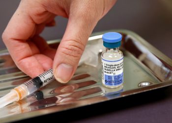 Okul Aşısı Yönergelerine Muhalefet Önemli Bir Şekilde Arttı, Araştırma Bulguları