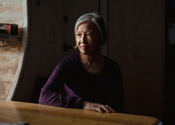 Yaşlı Amerikalılar İçin Pandemi Bitmedi