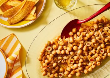 Daha Az Et Yemek İster misiniz?  Ekşi Bir Şey Deneyin.