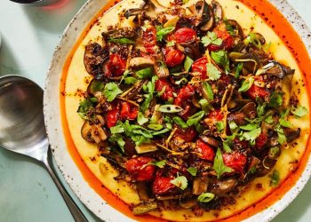 Gerçekten Harika Bir Polenta Güçlü Bitiriyor