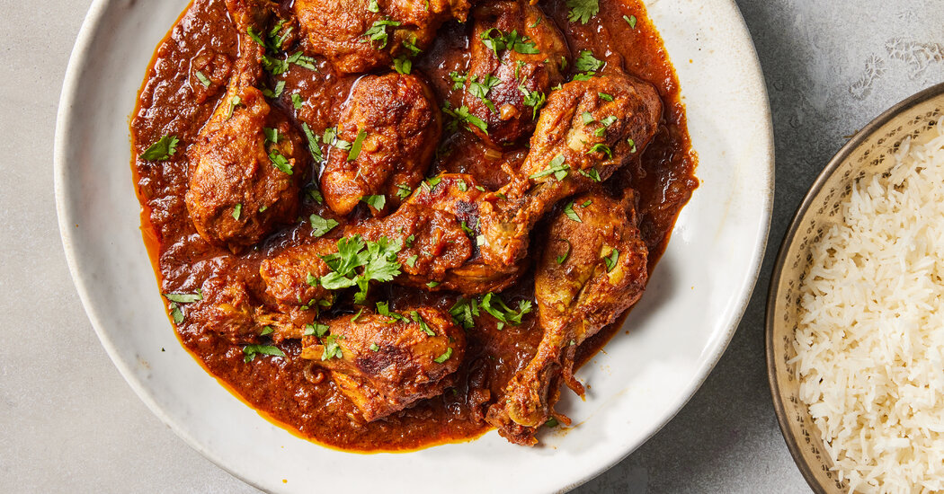 Kendini Tutmayan Köri Tavuk