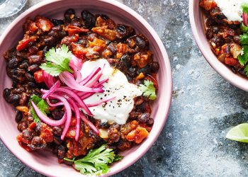 Tazeleyen ve şarj eden sıcak yemekler