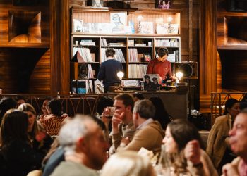 Restoran İncelemesi: Dün Gece Bir DJ Akşam Yemeğimi Kurtardı