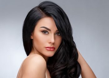 Farklı Saç Modelleri İle Her Gününüzü Özelleştirin