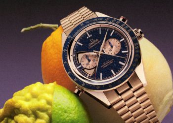 Karşı karşıya getirilmez bir tik taka sahip bir saat