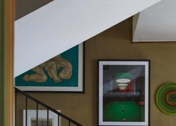 İtalya’nın Como Gölü’nde Çağdaş Dokunuşlu Rasyonalist Bir Villa