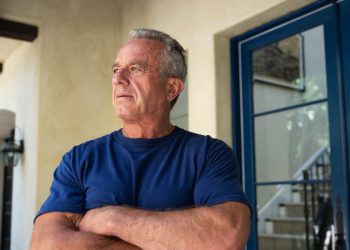 Kennedy’nin Görüşleri İş Dünyasına Güvensizliği Temelsiz Sağlık İddialarıyla Karıştırıyor