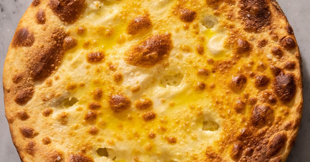 Neden Çıtır Peynirli Focaccia Anın Yemeği?