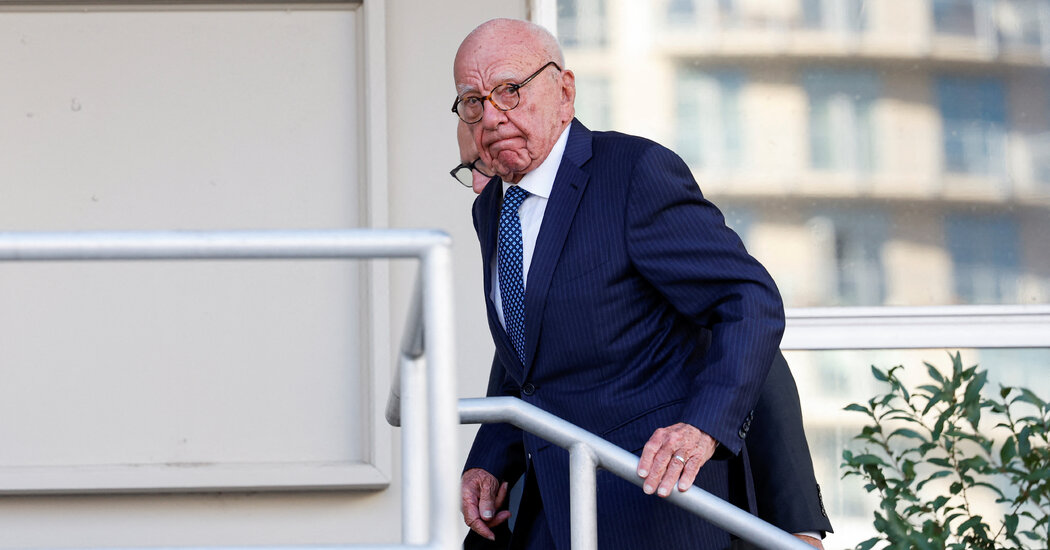 Murdoch arDIllIK MÜCADELESI HAKKINDA ALTI PAKET