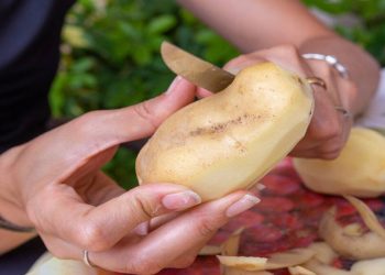 Patates Kabuklari Kullanmasmadan atmayın!