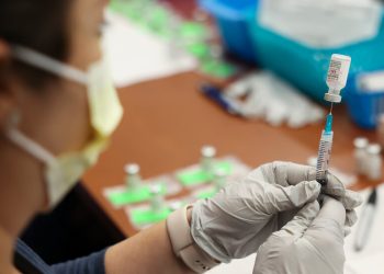 Trump, Covid AhiLARı Gerektiren Okullardan Para Alacak