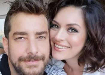 Ezgi mola Ile Enis Aritan Küslisin Perde Gerisi