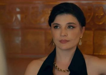 Gonca Vuslateri’den Ikonik Pozlar!