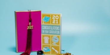 Nilufer8217in-Biricik-Kizi-Ayse-Nazli-Universiteden-Mezun-Oldu-featured