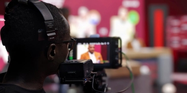 Ekranlarin-Ardindaki-Kahkahalar-Sosyal-Medyada-Televizyon-Mizahi-Zirve-Yapti-featured