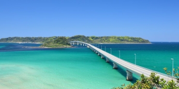 Unlu-Oyuncu-Asli-Bekiroglu8217nun-Ingilizce-Performansi-Mercek-Altinda-featured