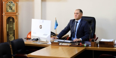 Erol-Kose8217nin-Aidat-Borcunu-Kim-Odedi-Magazin-Gundemine-Bomba-Dustu-featured