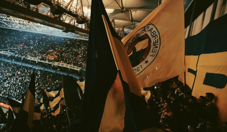 Fatih-Terim-Esprileri-Sosyal-Medyayi-Kasirga-Gibi-Sardi-featured