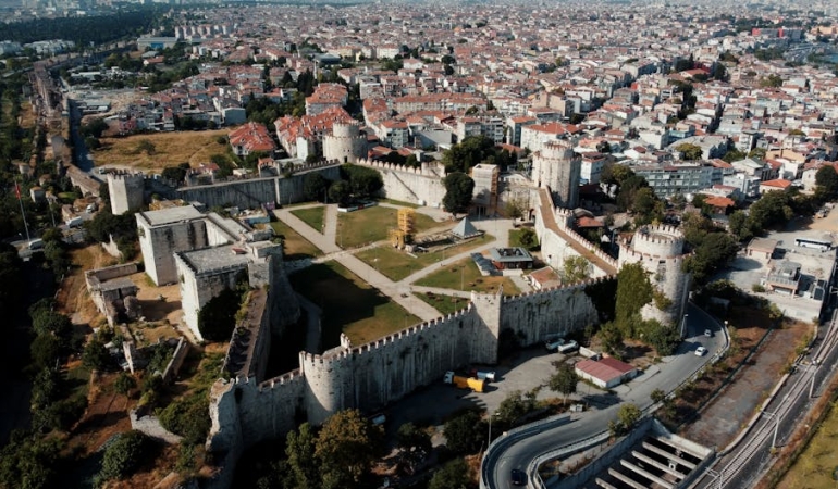 Fatih-Urek8217in-250-Milyonluk-Mirasi-Dagitildi-Kimlere-Ne-Dustu-featured