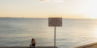 Hadise8217den-Sinan-Burhan8217a-Kostum-Yaniti-8220Benim-Kurallarim-Var8221-featured