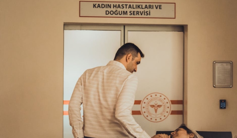 Ibrahim-Tatlises-Hastaneye-Kaldirildi-Saglik-Durumu-Iyi-featured