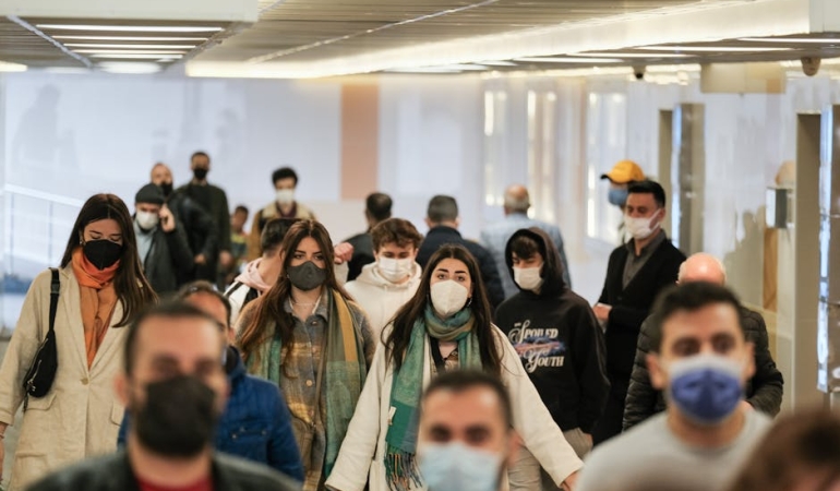 Kafalar-Grubu8217nda-Yeni-Kriz-Esin-Cepni8217den-Atakan-Ozyurt-ve-Esine-Soke-Eden-Iddialar-featured